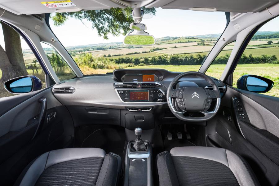 Торпедо Citroen C4 Picasso 2016 года  (UK) (фото 9 из 11)